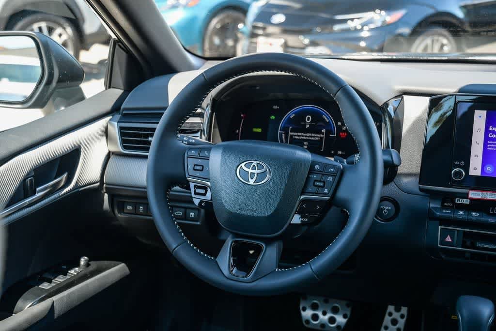 Thumbnail: 2026 Toyota Camry - 12