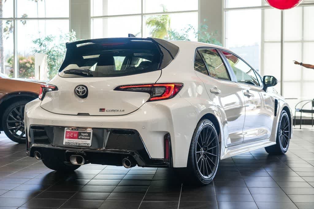 2026 Toyota GR Corolla - Photo 6
