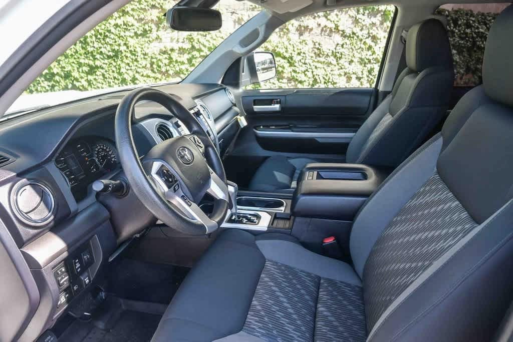 2020 Toyota Tundra SR5 17