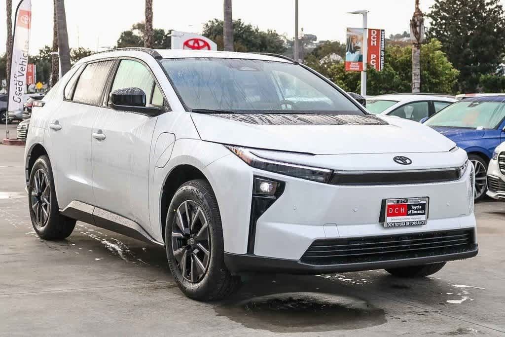 Thumbnail: 2026 Toyota bZ - 3