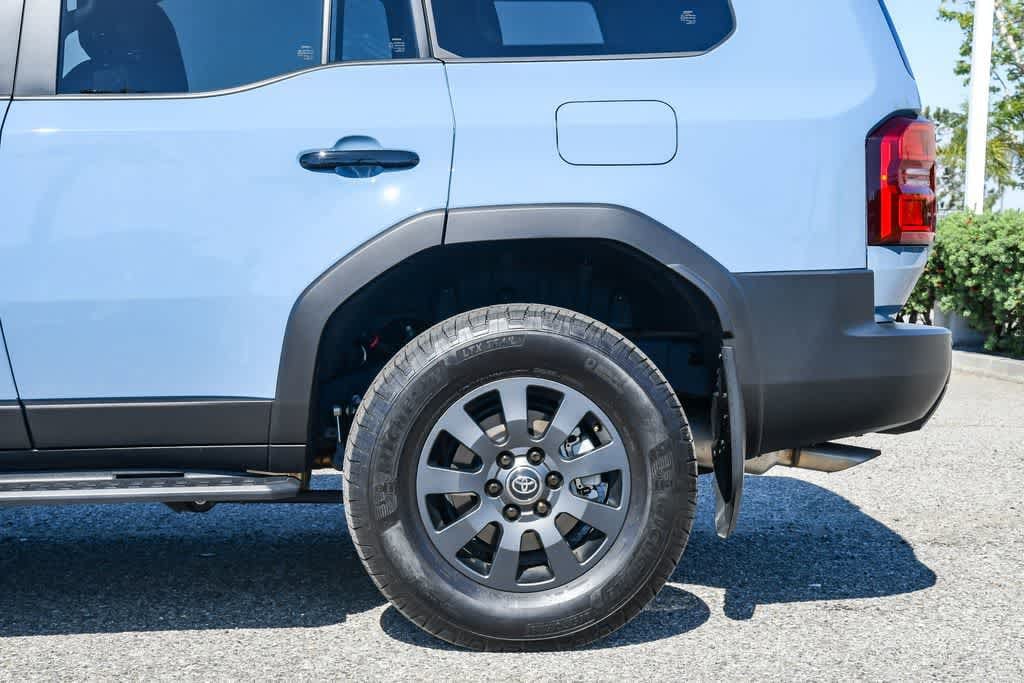 Thumbnail: 2025 Toyota Land Cruiser - 11