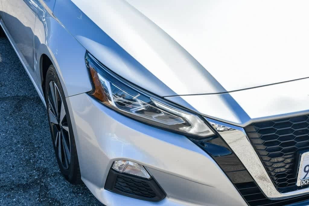 Used 2021 Nissan Altima 2.5 SV Car