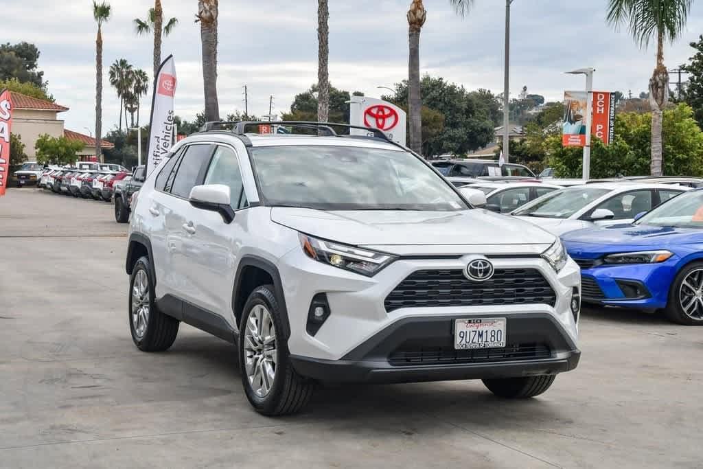 Thumbnail: 2025 Toyota RAV4 - 3