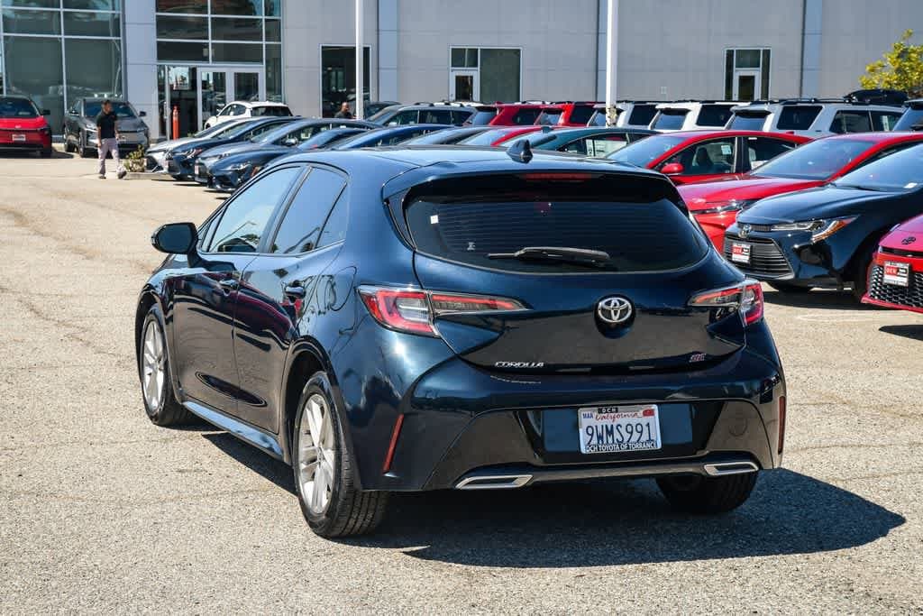 2019 Toyota Corolla Hatchback SE photo 3