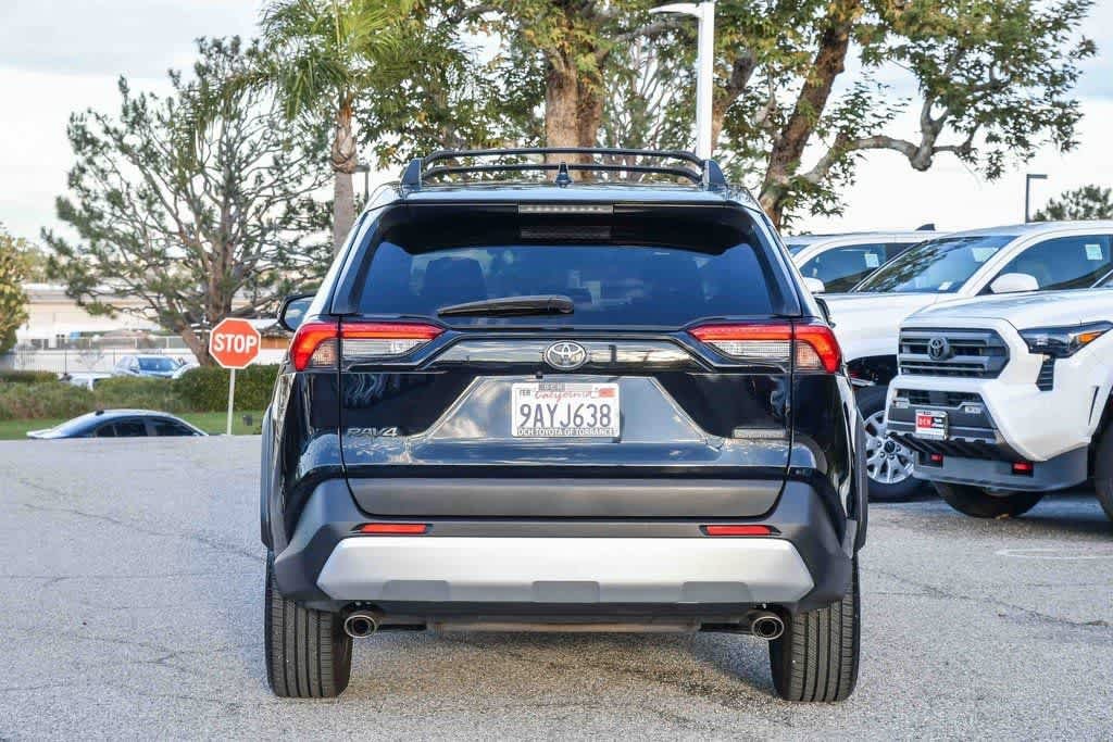 Thumbnail: 2019 Toyota RAV4 - 7