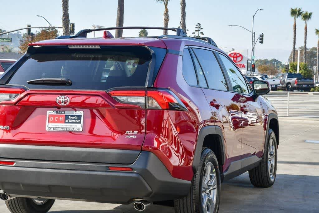 Thumbnail: 2025 Toyota RAV4 - 6