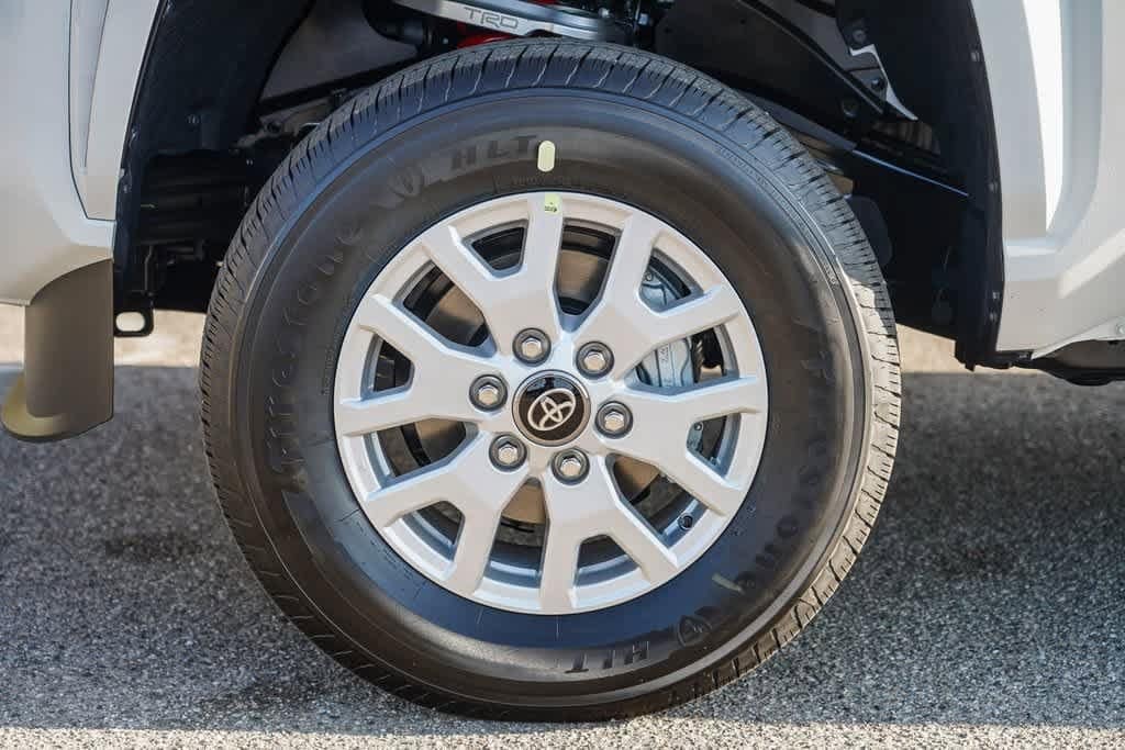 Thumbnail: 2025 Toyota Tacoma - 10