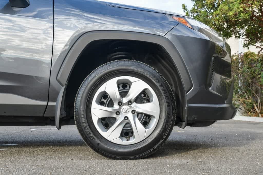 Thumbnail: 2025 Toyota RAV4 - 11