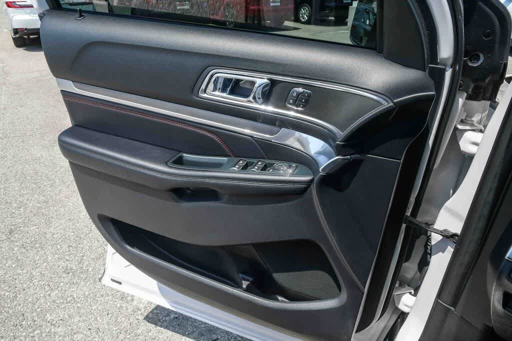 Thumbnail: 2018 Ford Explorer - 26