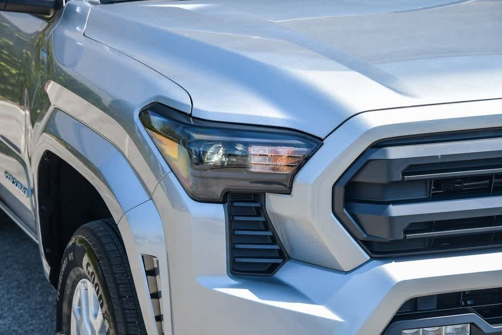 Thumbnail: 2025 Toyota Tacoma - 4