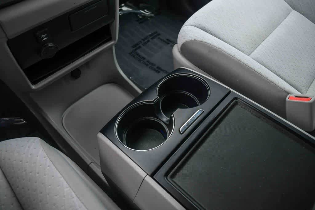 Thumbnail: 2020 Toyota Sienna - 19