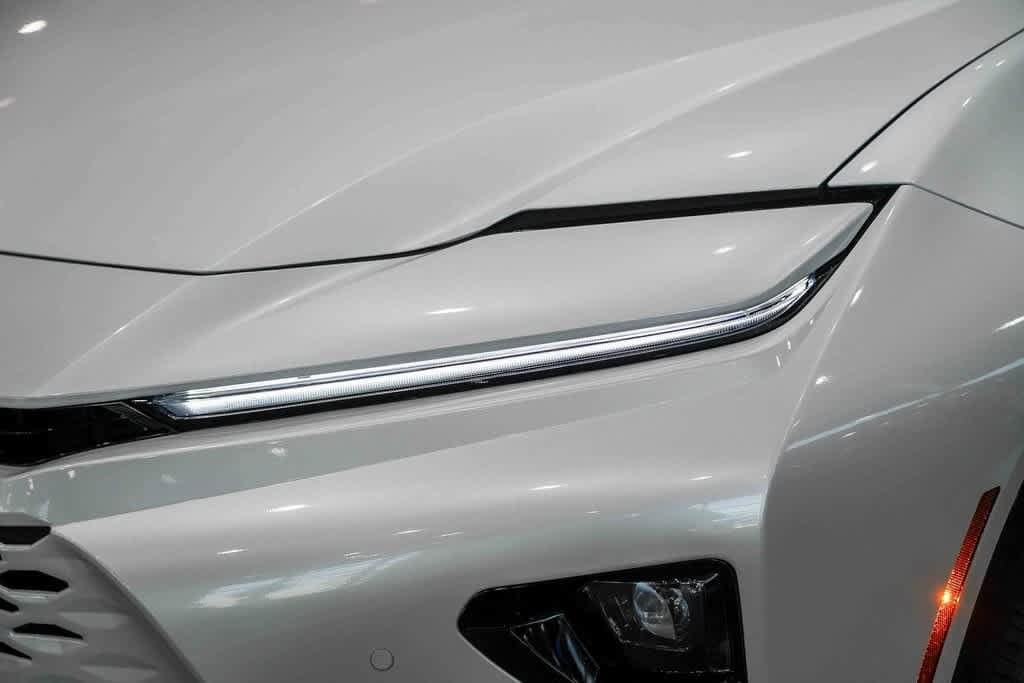 Thumbnail: 2025 Toyota Crown Signia - 2