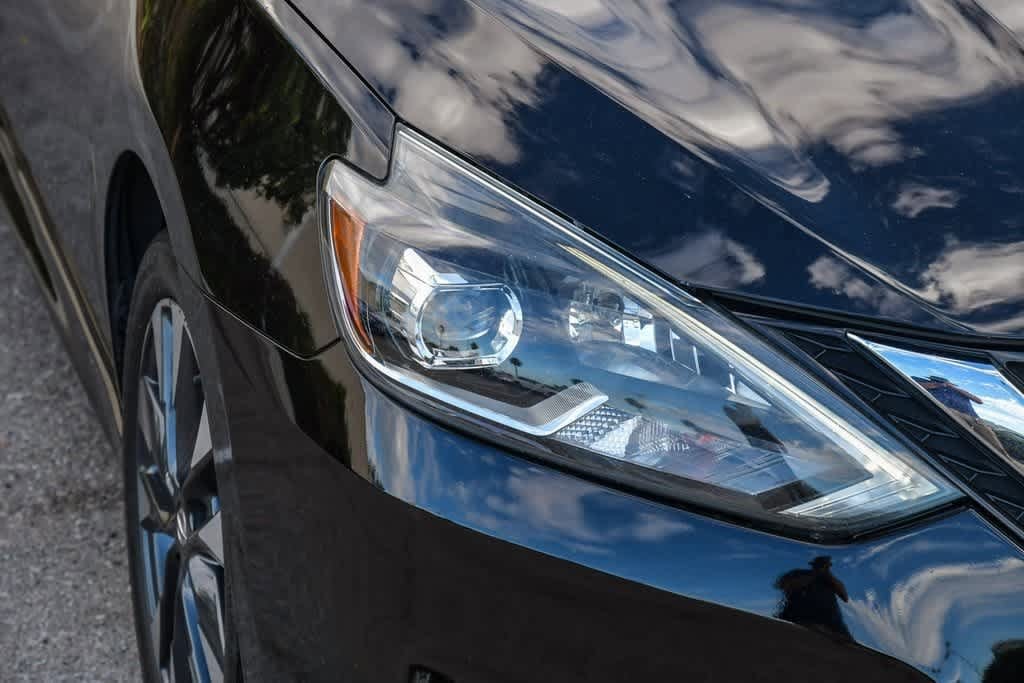 Thumbnail: 2019 Nissan Sentra - 4
