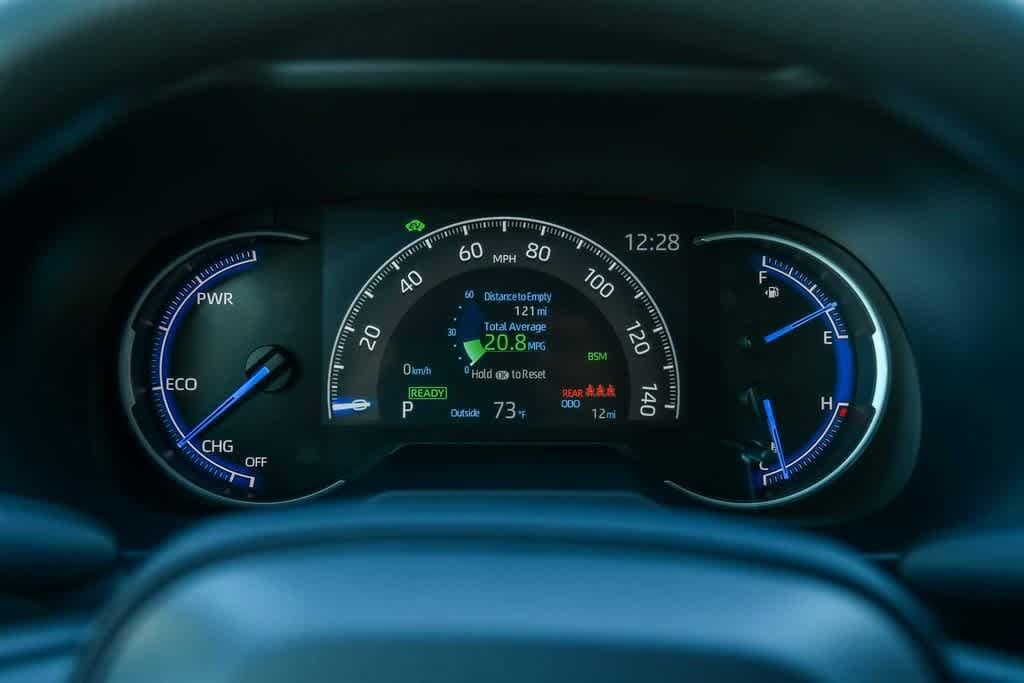 Thumbnail: 2025 Toyota RAV4 - 26