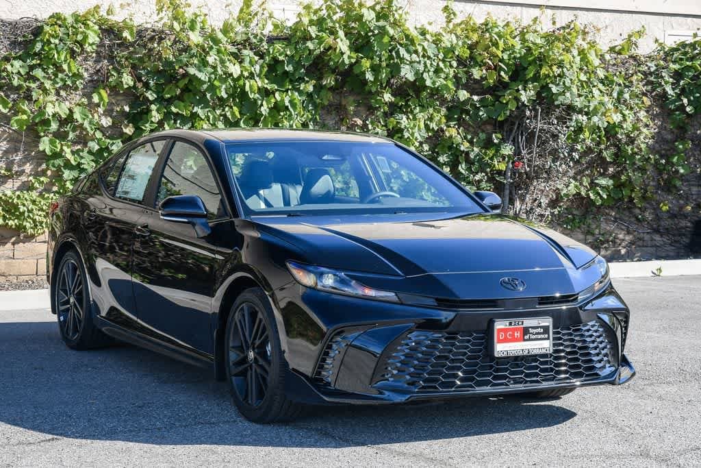 Thumbnail: 2026 Toyota Camry - 3
