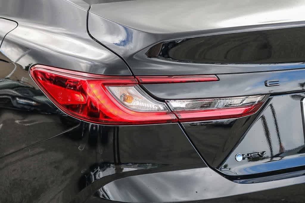 Thumbnail: 2026 Toyota Camry - 9