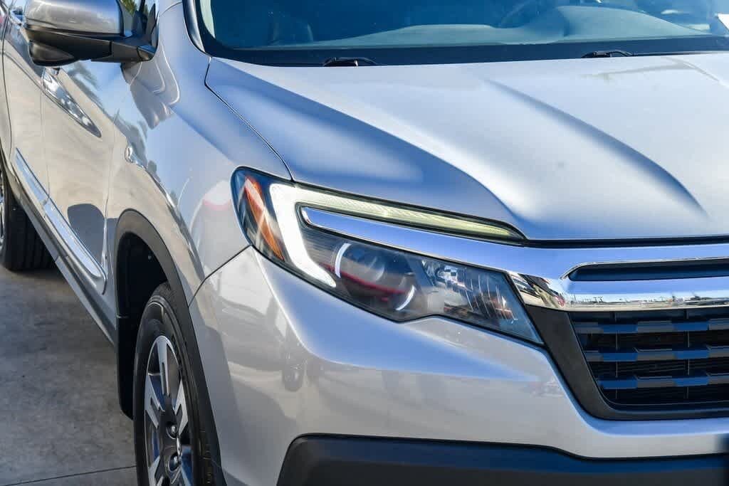 2019 Honda Ridgeline RTL-T photo 4