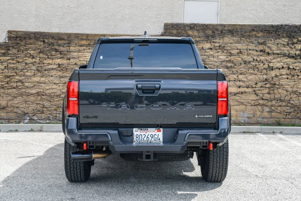 2025 Toyota Tacoma Hybrid TRD Off Road photo 3