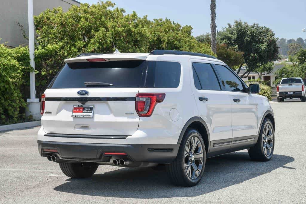 Thumbnail: 2018 Ford Explorer - 6