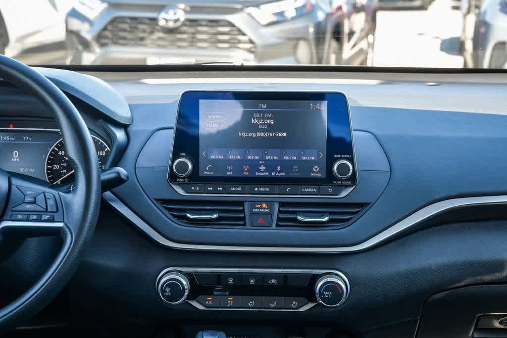 Thumbnail: 2021 Nissan Altima - 13