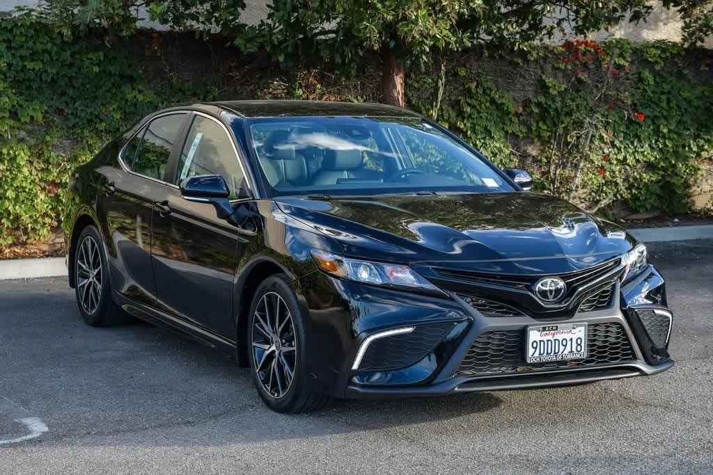 Certified 2023 Toyota Camry SE Car