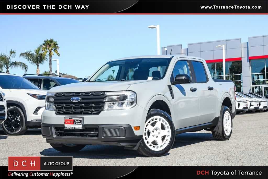 2022 Ford Maverick XL FWD's photo