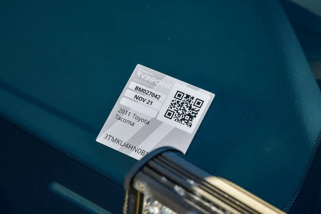 Thumbnail: 2011 Toyota Tacoma - 33