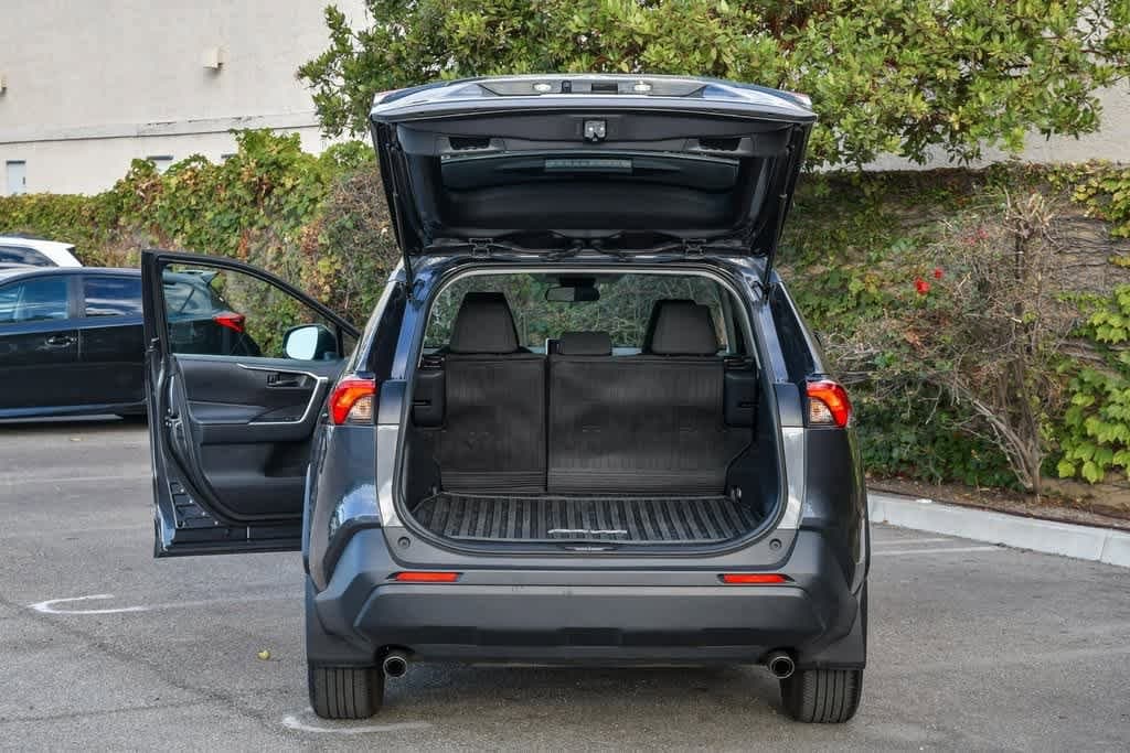 Thumbnail: 2025 Toyota RAV4 - 28