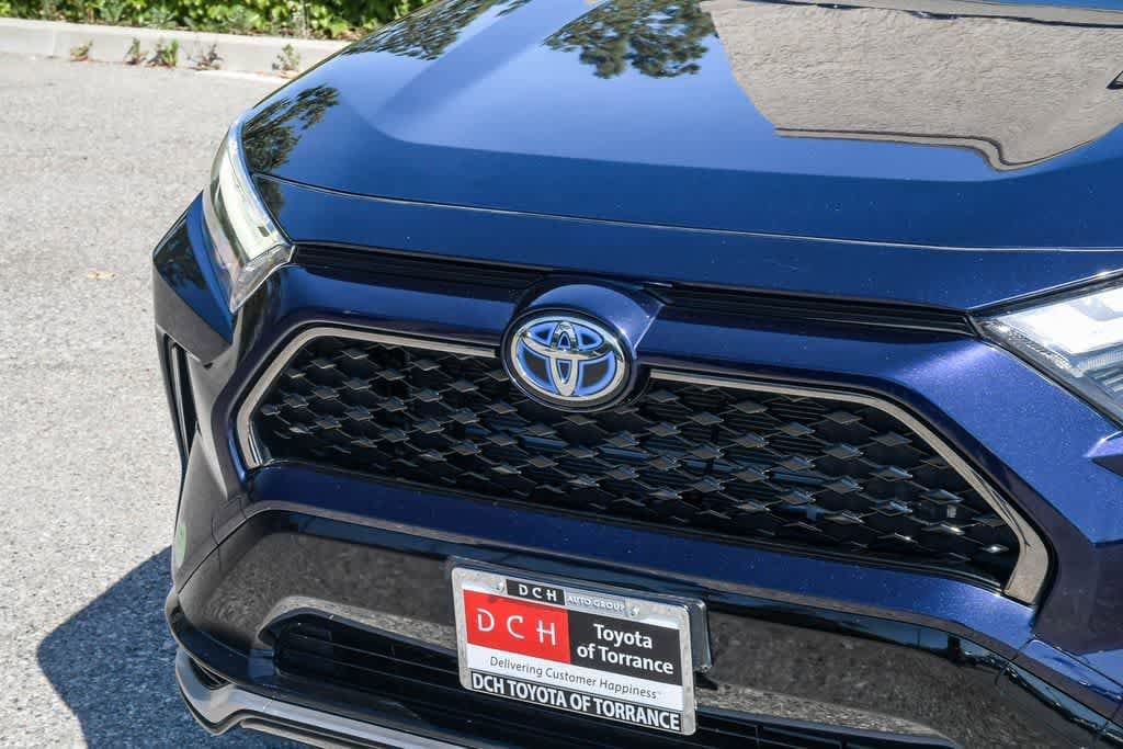 Thumbnail: 2023 Toyota RAV4 - 4