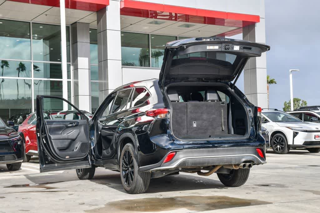 Thumbnail: 2024 Toyota Highlander - 29
