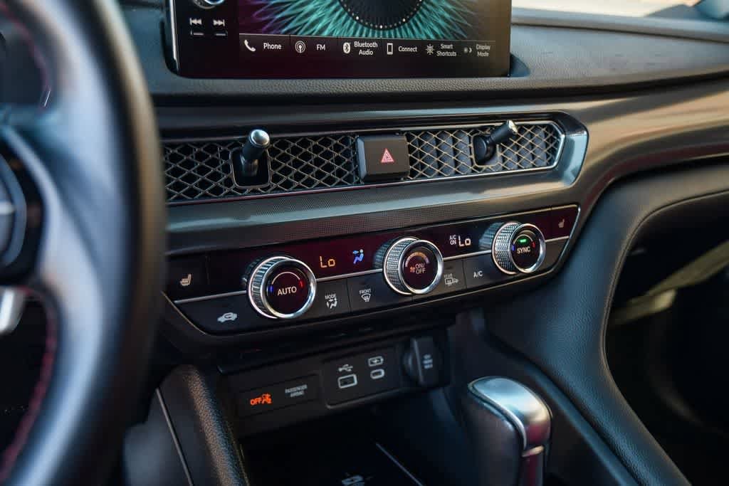 Thumbnail: 2024 Acura Integra - 24