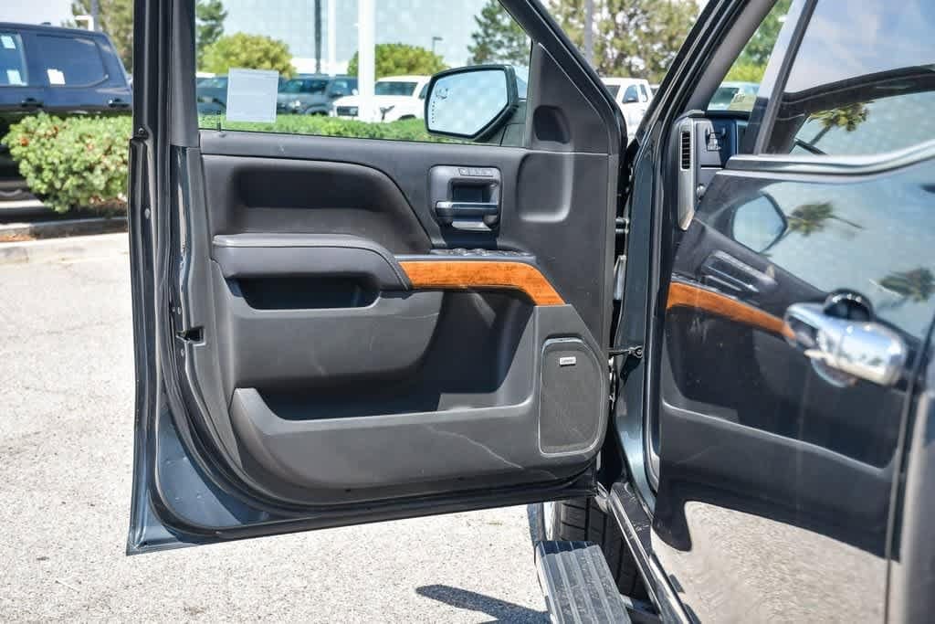 Thumbnail: 2017 Chevrolet Silverado 1500 - 25