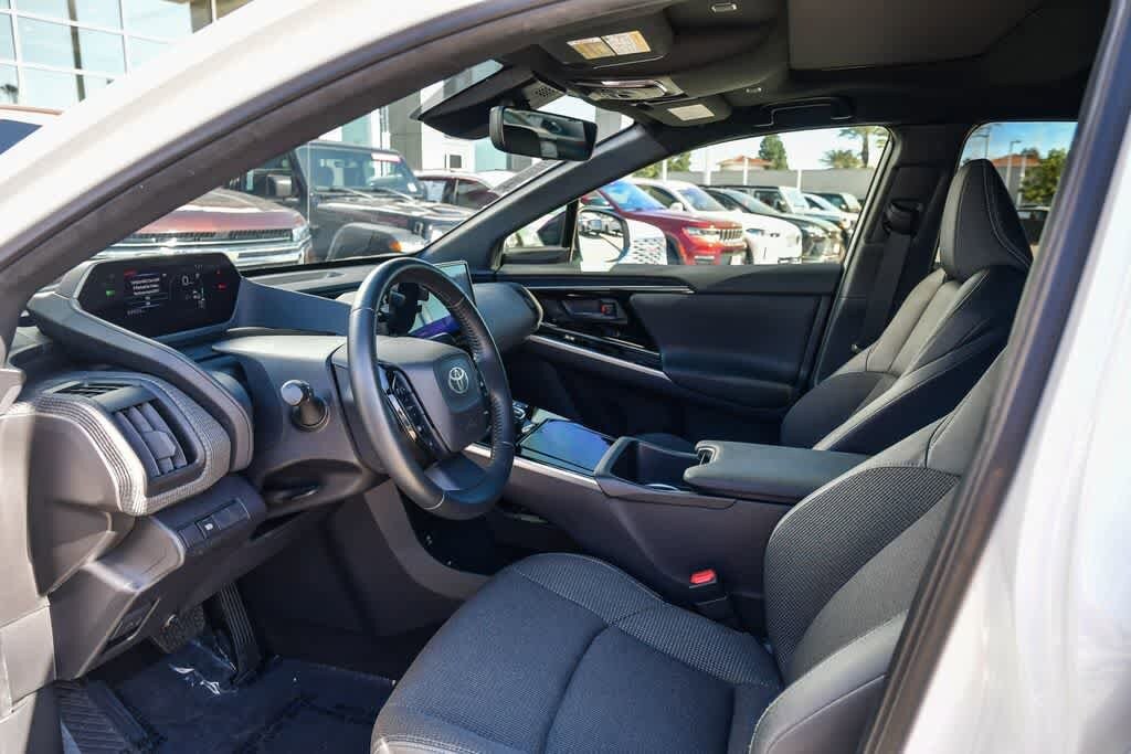 Thumbnail: 2023 Toyota bZ4X - 16