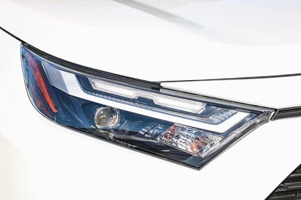 New 2025 Toyota RAV4 XLE SUV