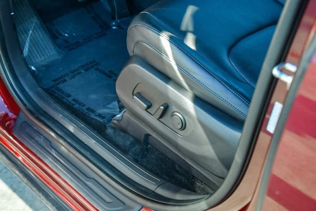 Thumbnail: 2024 Kia Carnival - 21