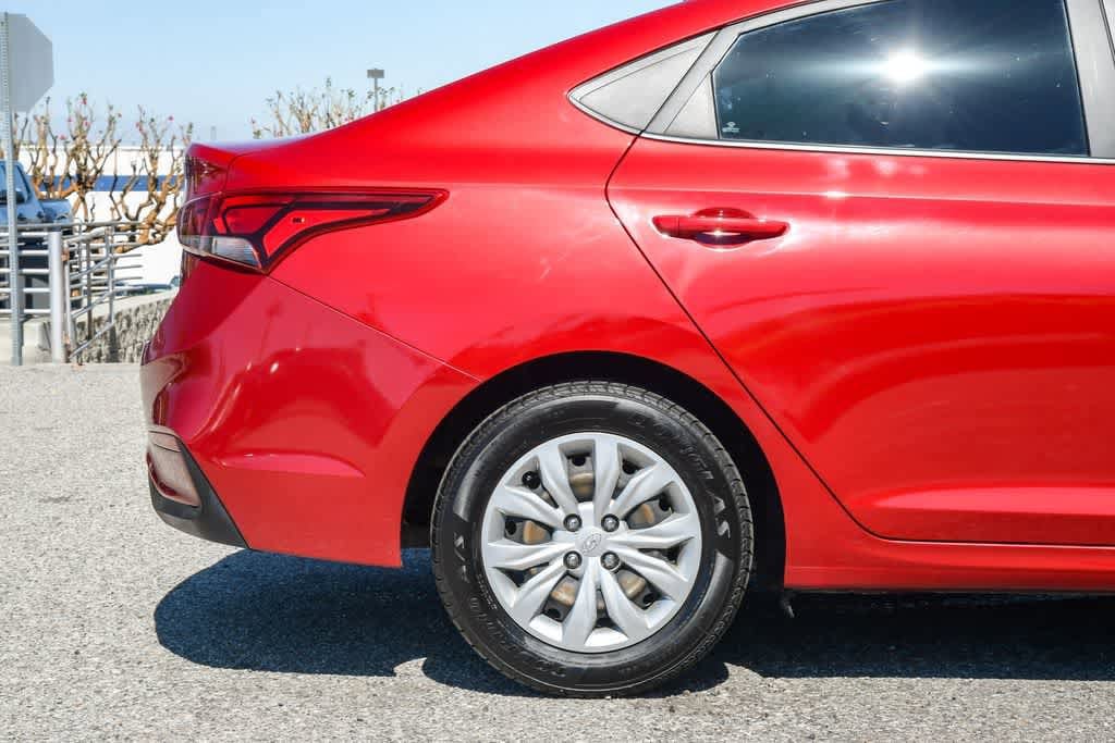 Thumbnail: 2022 Hyundai Accent - 10