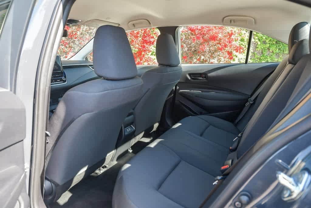 2024 Toyota Corolla LE 18
