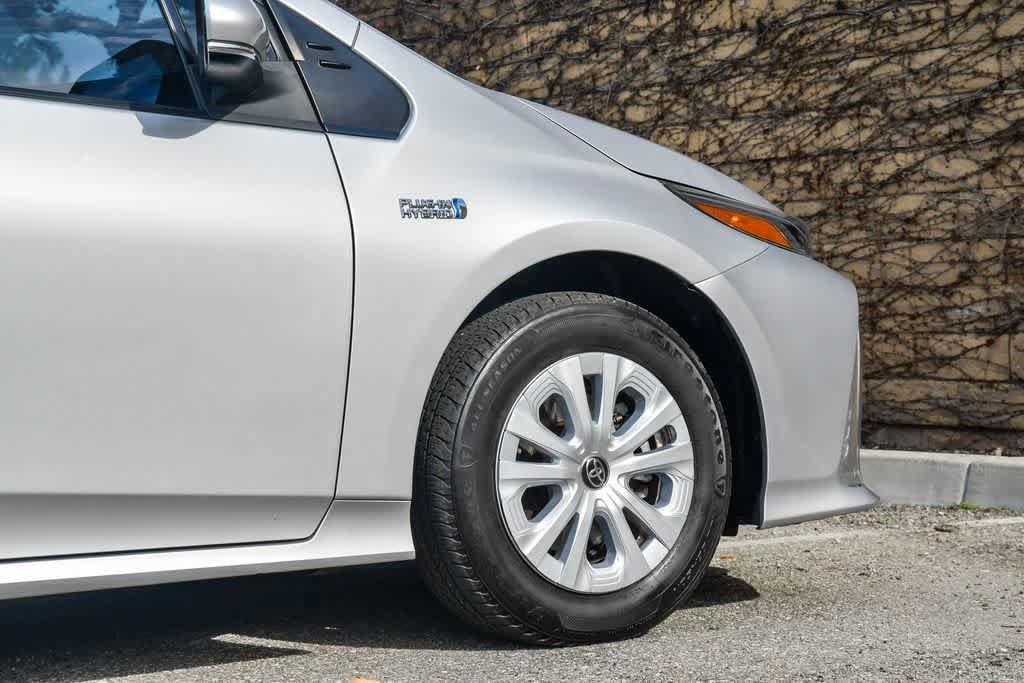 Thumbnail: 2022 Toyota Prius Prime - 11