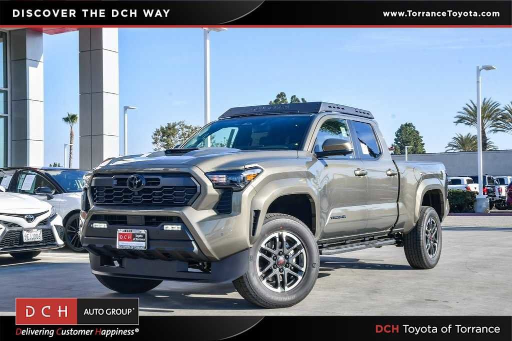 2026 Toyota Tacoma TRD Sport's photo
