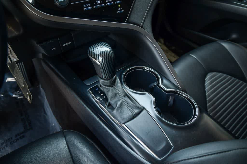 Thumbnail: 2020 Toyota Camry - 19