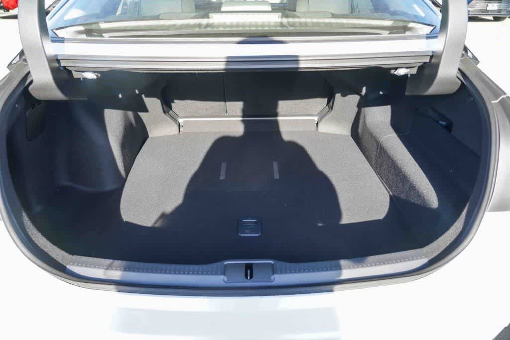 Thumbnail: 2026 Toyota Crown - 27