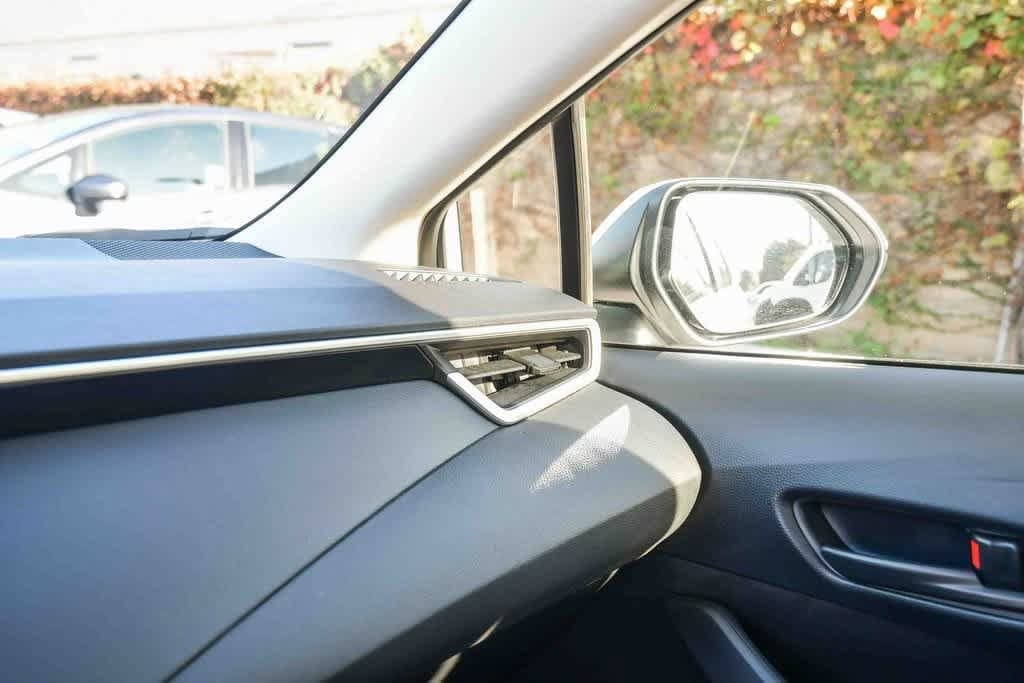 Thumbnail: 2025 Toyota Corolla - 24