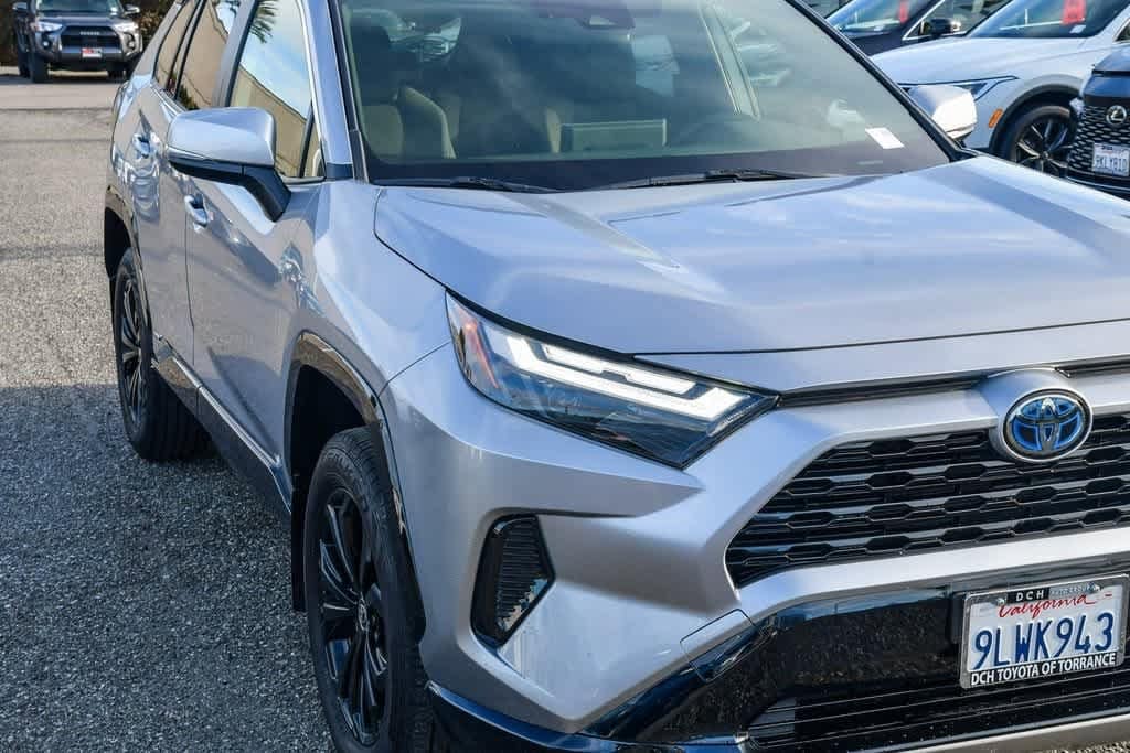 Thumbnail: 2024 Toyota RAV4 - 4