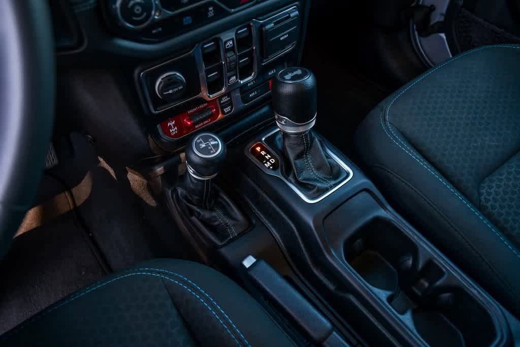 Thumbnail: 2024 Jeep Wrangler - 24