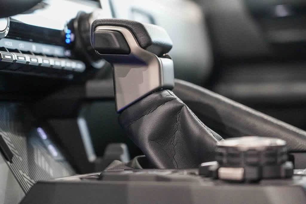 Thumbnail: 2025 Toyota 4Runner - 22