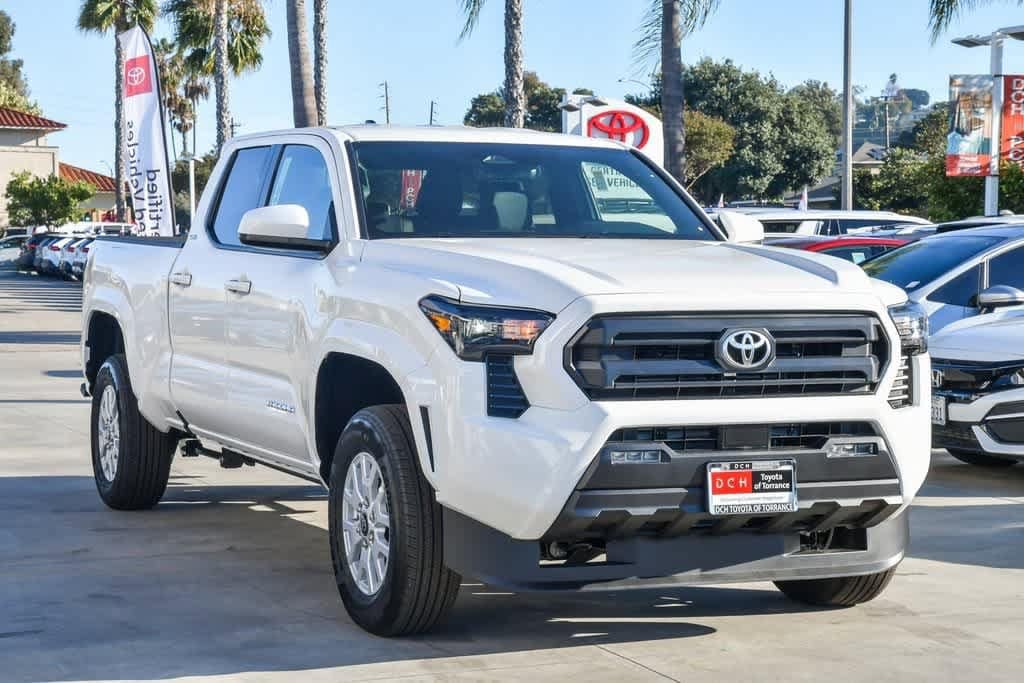New 2025 Toyota Tacoma SR5 Truck Double Cab