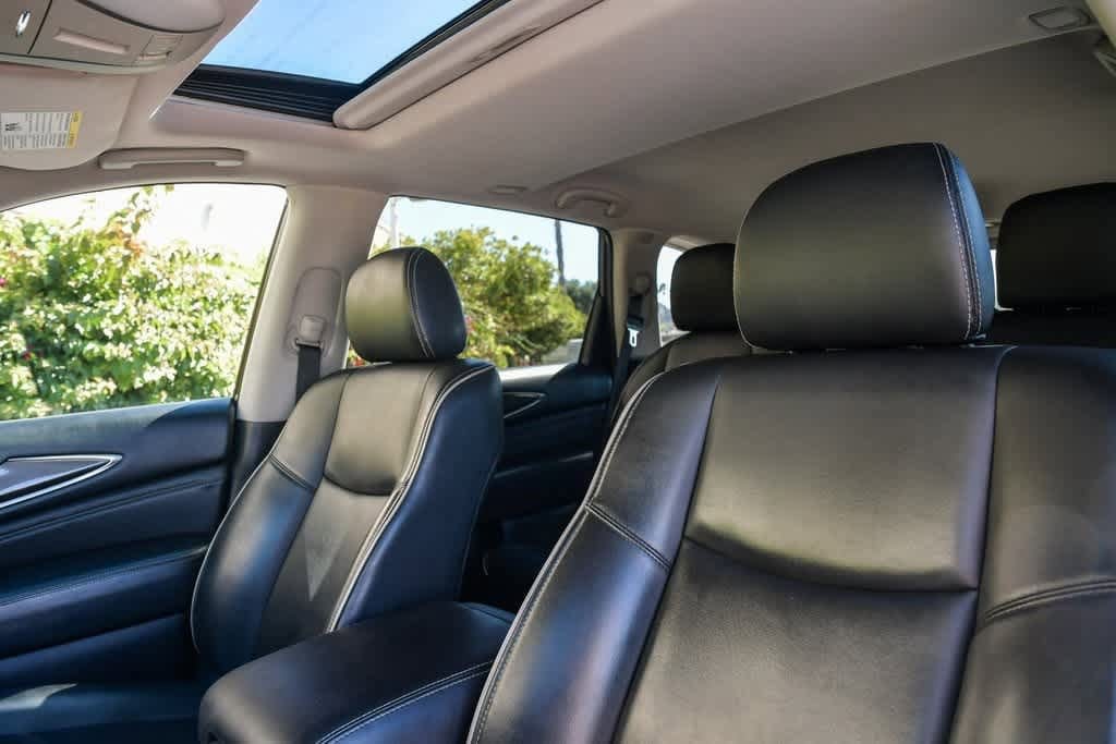Thumbnail: 2019 INFINITI QX60 - 17