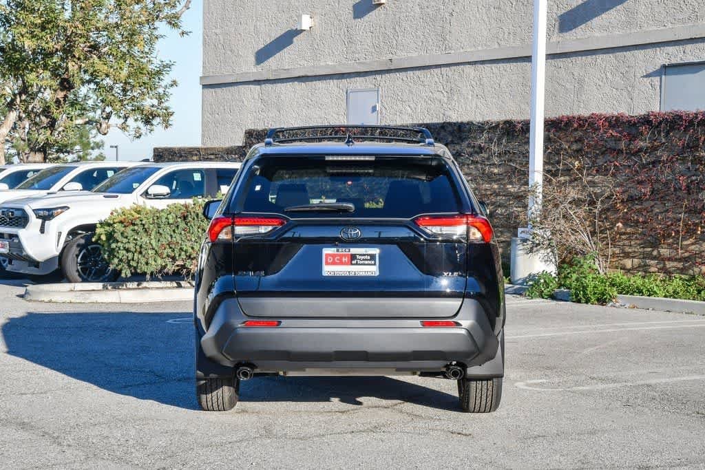 Thumbnail: 2025 Toyota RAV4 - 7