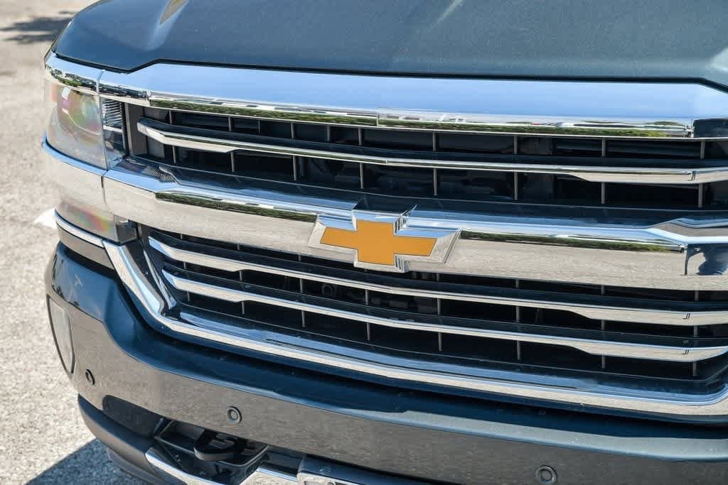 Thumbnail: 2017 Chevrolet Silverado 1500 - 6
