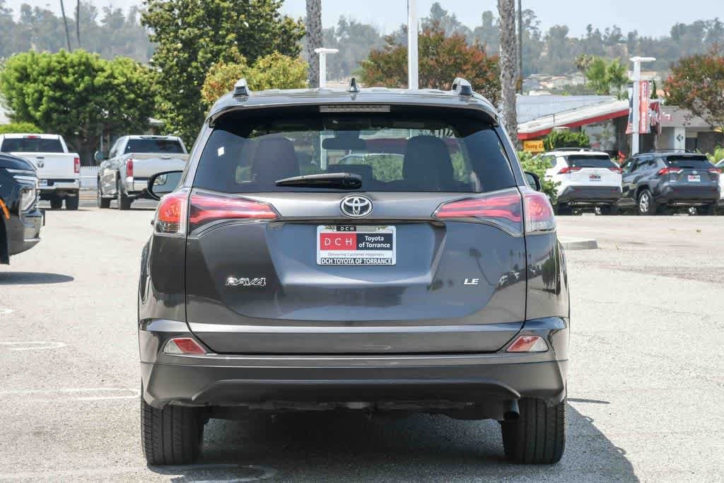 Thumbnail: 2017 Toyota RAV4 - 7